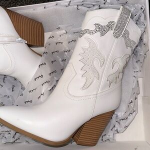 Mid Calf Dry Goods Cowgirl Boots